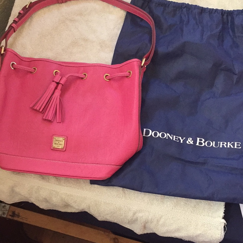 Dooney&Bourke Pink Leather Bag